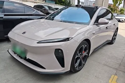 Nio ET5