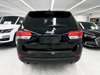 Jeep Grand Cherokee (Import)