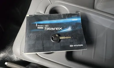 Hyundai Starex