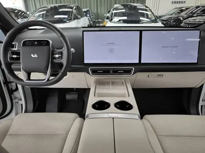 Li Auto Li L7