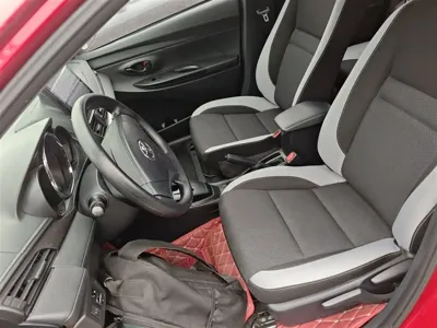 Toyota Yaris L