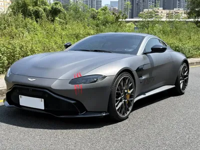 Aston Martin V8 Vantage