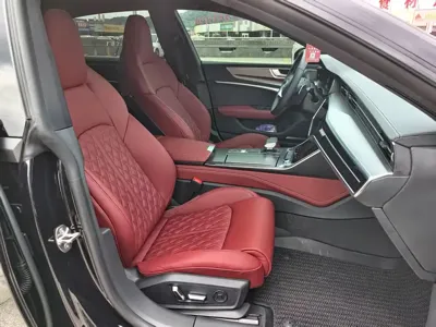 Audi A7L