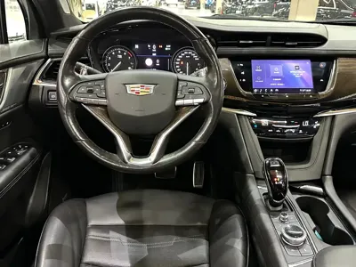 Cadillac XT6