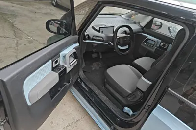 Baojun E300