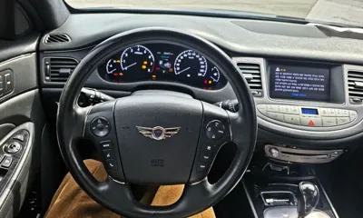 Hyundai Genesis