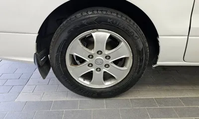 Hyundai Starex