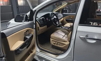 Kia Canival