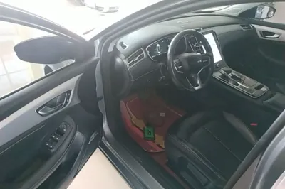 Roewe i6 Max