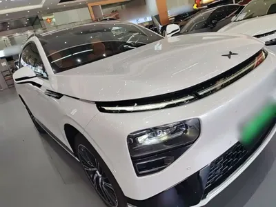 Xpeng G9