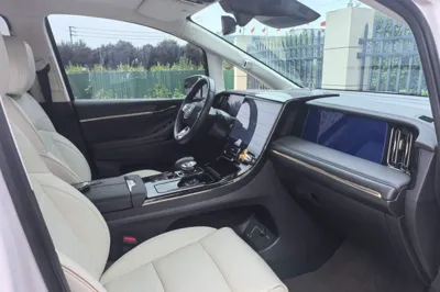 GAC Trumpchi E9