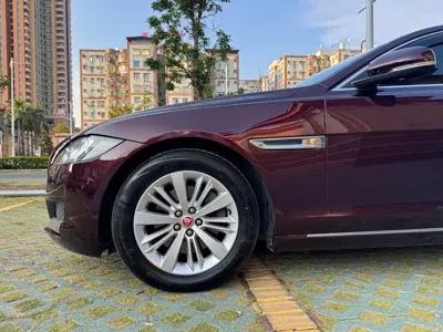 Jaguar XFL