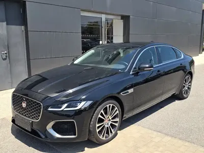Jaguar XFL