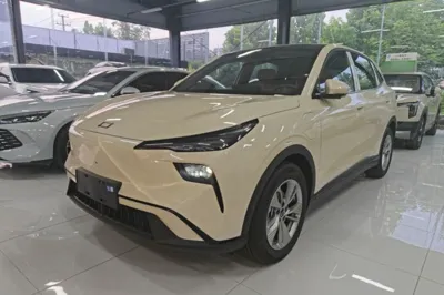 Bestune Yueyi 03