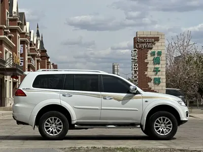 Mitsubishi Pajero Sport