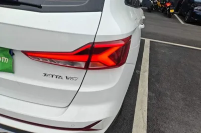 Jetta VS7
