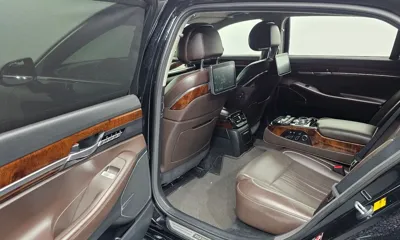Genesis EQ900