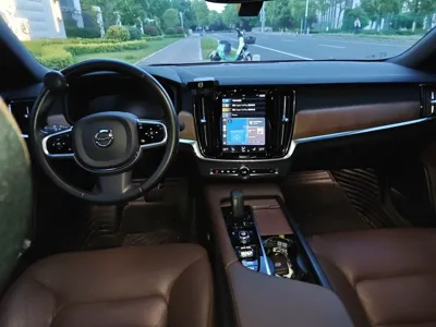 Volvo S90