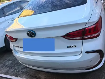 BAIC EU5