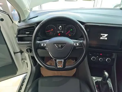 Jetta VS7