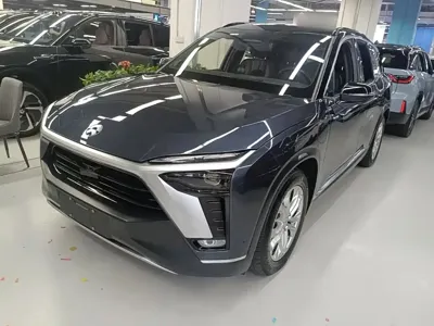 Nio ES8
