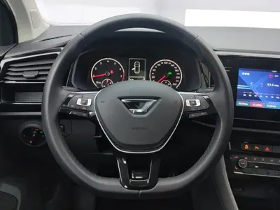 Jetta VS5