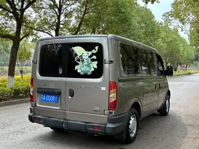 大通 V80