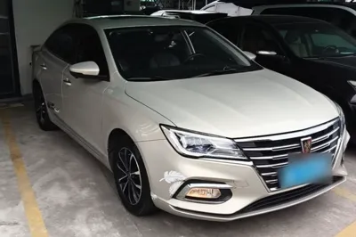 Roewe i5