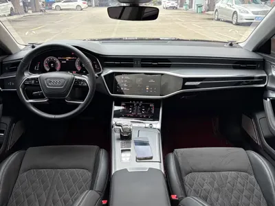 Audi A7L