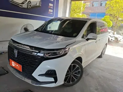 Roewe iMAX8