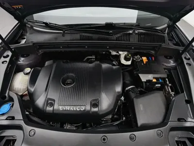 Lynk & Co 02