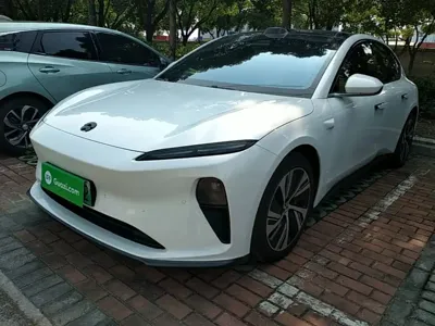 Nio ET5