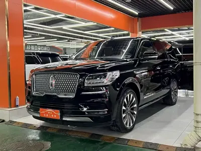 Lincoln Navigator