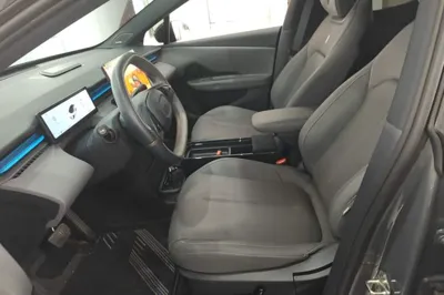 Lynk & Co Z20