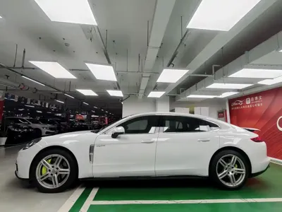 Porsche Panamera Hybrid