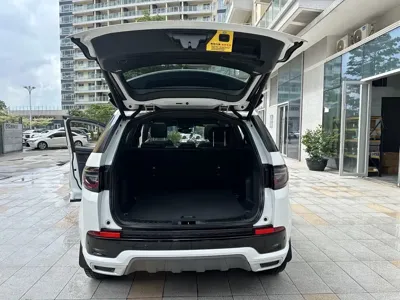 Land Rover Discovery Sport Hybrid