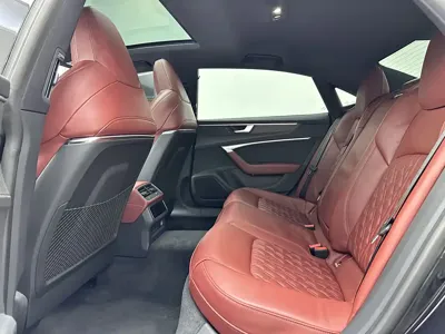Audi A7L