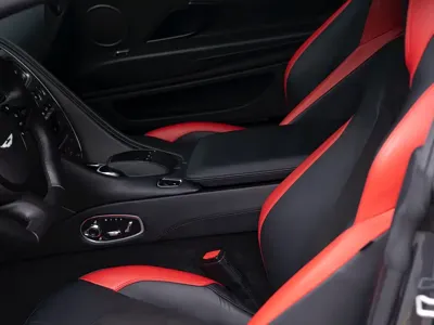 Aston Martin DB11