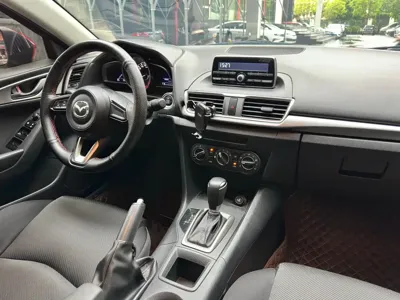 Mazda 3 Axela