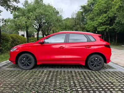 BYD e2