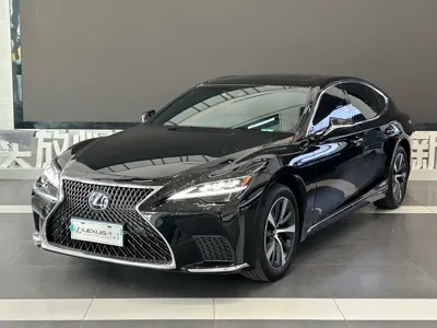 Lexus LS