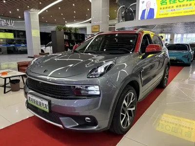Lynk & Co 01 EM-P