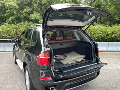 BMW X5 (Import)