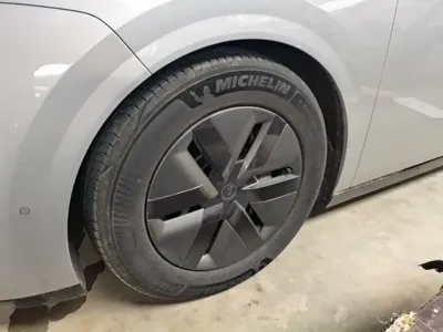 Li Auto Li MEGA