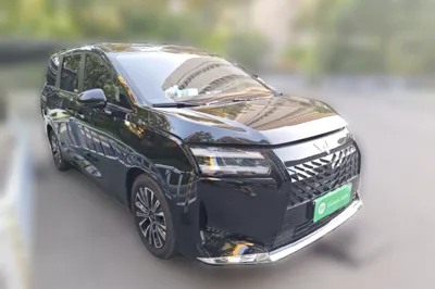 Wuling 730