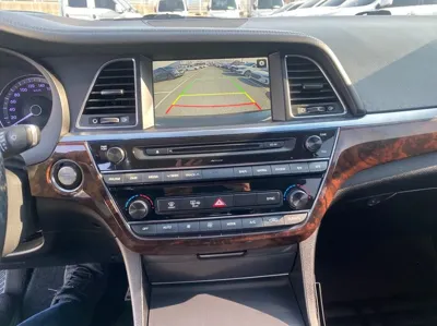 Hyundai Aslan