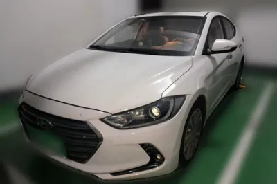 Hyundai Elantra (6th Generation