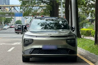 Xpeng G9