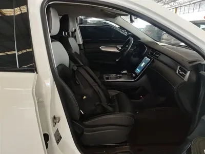 Roewe RX5