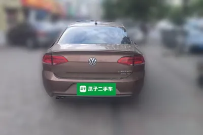 Volkswagen Lamando